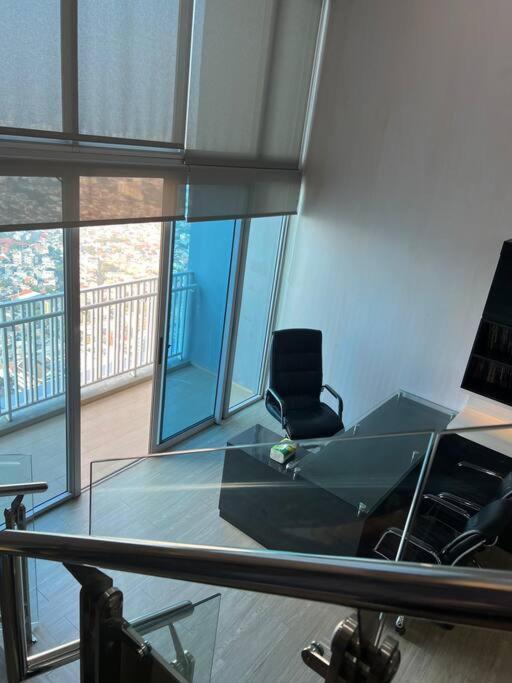 Neo Soho 1 Bedroom Lux
